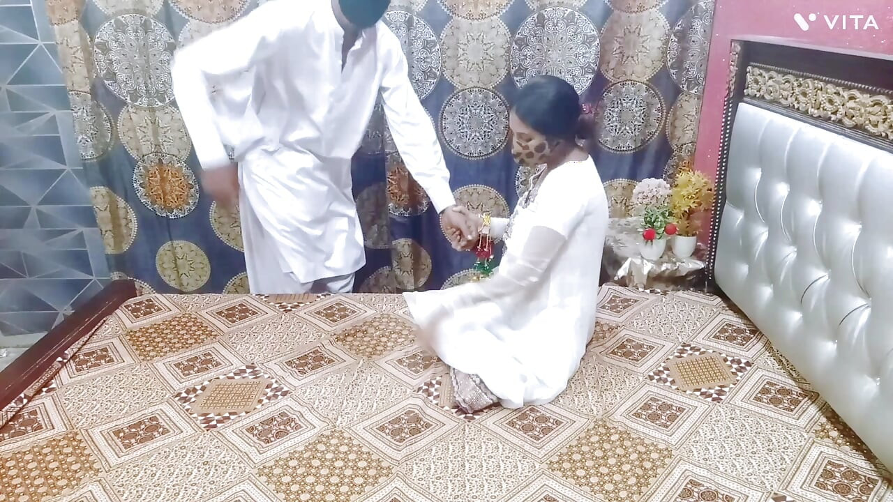 สาวอินเดียสุดฮอตโดนเย็ดตูดจัดหนักในคืนแต่งงานของเธอ , Desi อินเดีย xxxxx เย็ดเสียงภาษาฮินดี