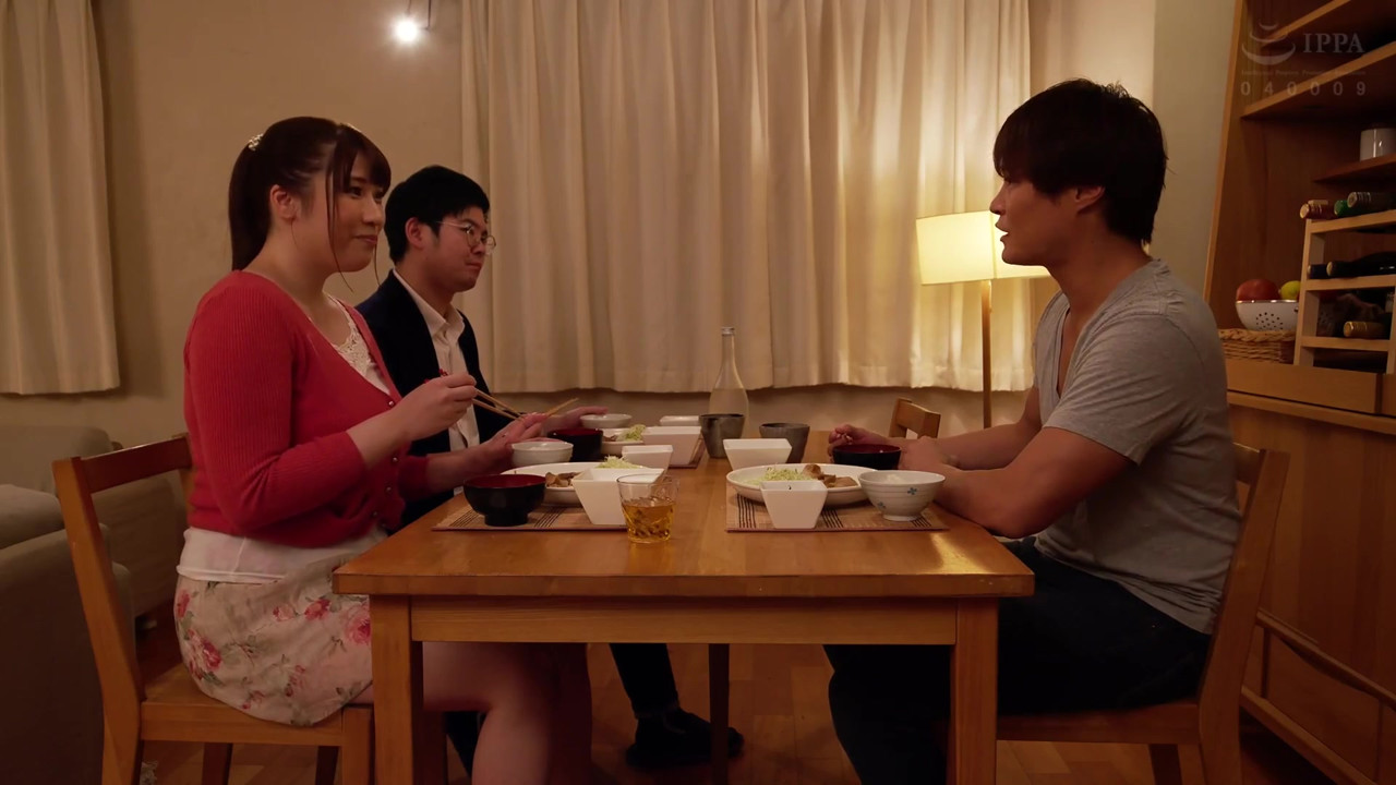 隣人のエステ師に性感開発され寝取られてしまったうちのJカップ美爆乳むっちり潮吹き妻