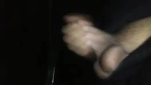 Bir sokakta beni sertleştiriyor