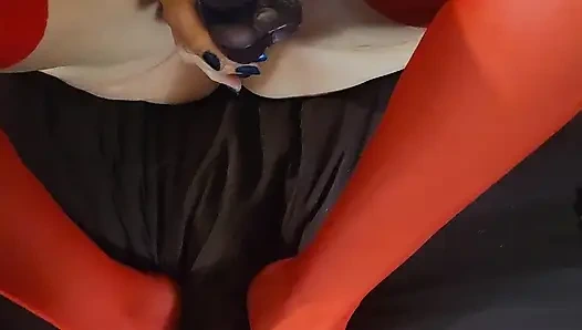 Хорошая девушка укрощает яйца мумии, пытка члена и яиц, инструкция по