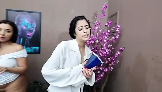 Einlauf, top-mädchen schlucken und xxl Liter Einlauf