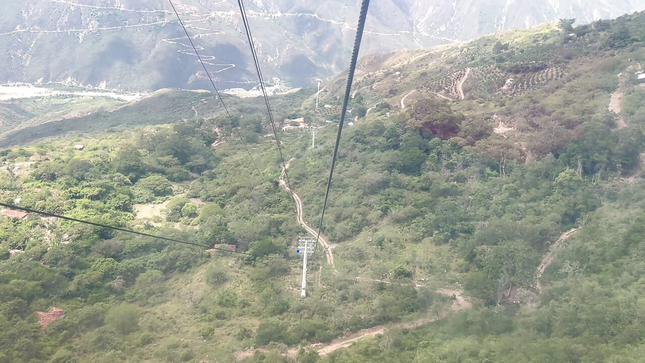 Mamada Y Follada En El Teleferico En Colombia, Santander Con Una Embarazada Muy Cachonda