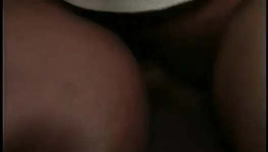 Memek gadis remaja kulit hitam dengan toket alami dientot habis-habisan sama kontol besar pria kulit hitam sebelum dicrot di muka