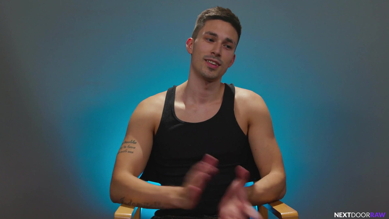 华丽的twnk性感翻转乱搞现实生活中的tatted BF大屁股