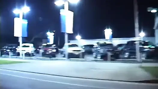 Superbe rothaarige farbige schlampe in roten strümpfen bekommt schwanz tief in ihre enge muschi