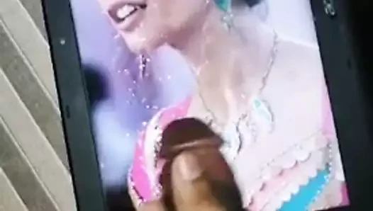 Uzak uygulama için Naomi scott