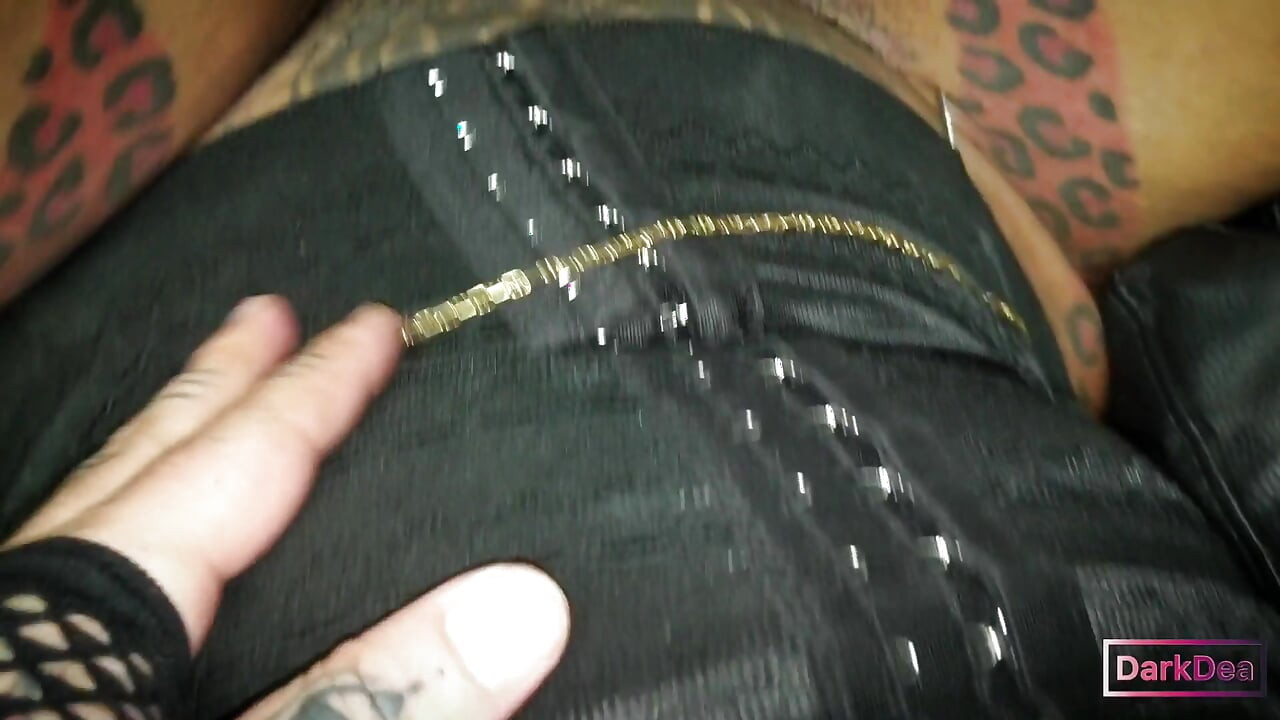 The cock’s queen "Dark Dea" fucks hard a white guy with hot cum facial !!!