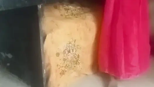 Ghar ki party main madarchod pati ka dost aya aur chod gaya mujhe