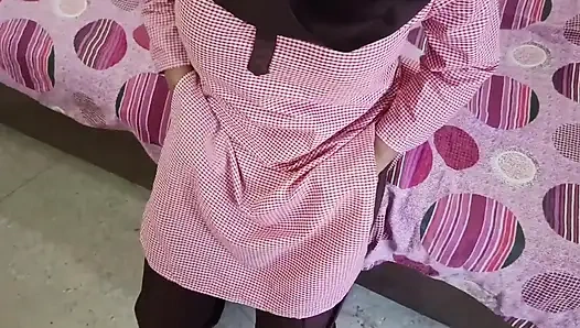 Студент дези трахал в студенческой униформе с учителем на время Coching