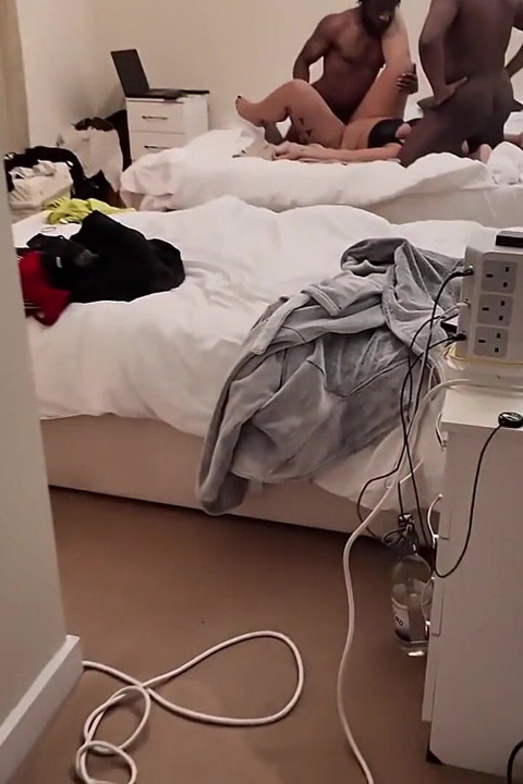 Slopqueenkiela Threesome with Blake Debarge and Mr_mobydick