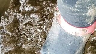 CD POV wet mud walk outdoor in nylon pantyhose shoes tights Leotard.