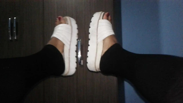 Sexy feet