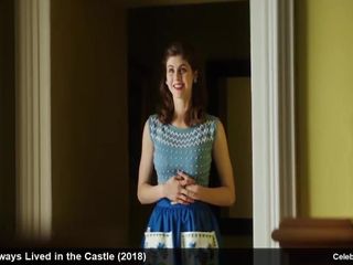 Alexandra Daddario ve taissa farmiga seksi film sahneleri