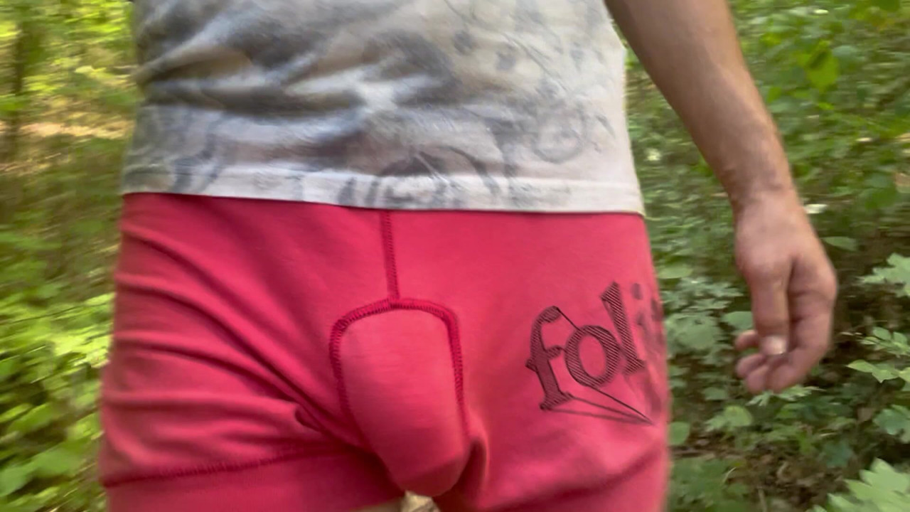 Cute public forest bulge walk, looking for cruising pals in my shorts.