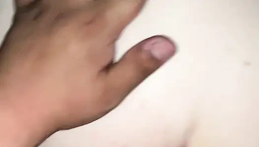 Tante semok kulit putih lagi asik seks anal sampai dicrot di dalam