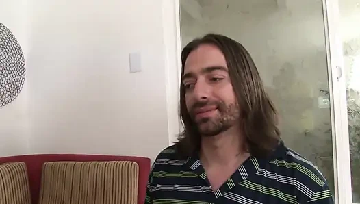 Istri selingkuh disetubuhi oleh dua bbc sementara suami menonton