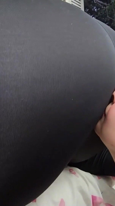 Trapped by Fart | Clip 1