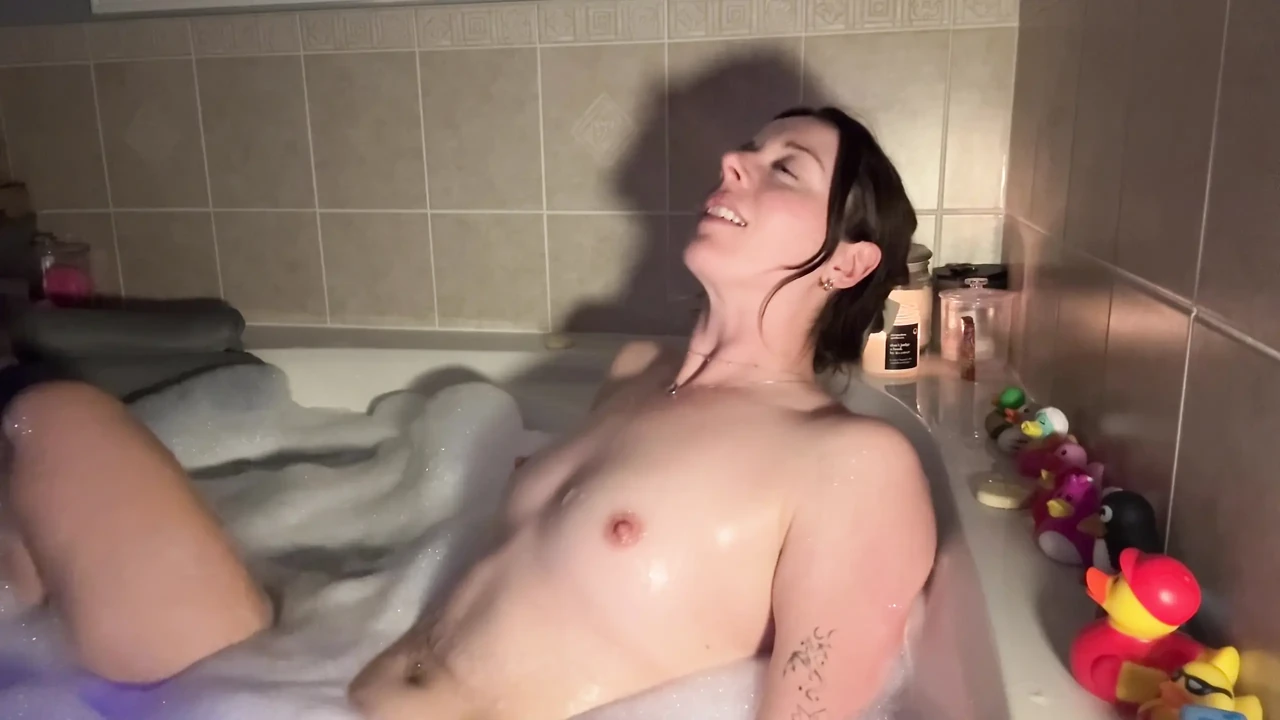 Bath Time Bubbles and Orgasms