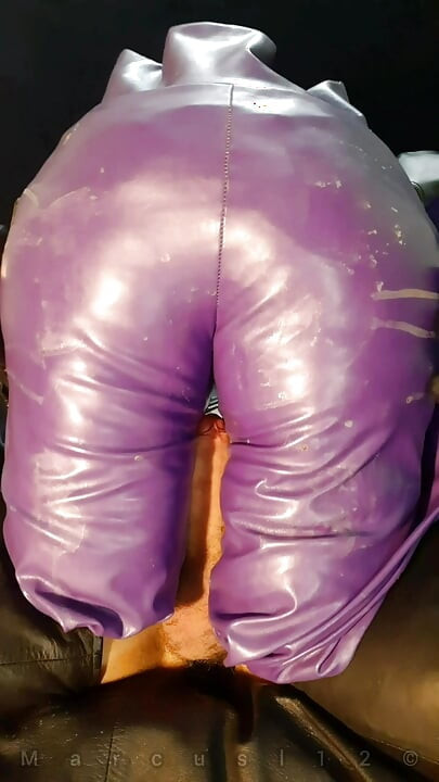 Making Him Explode All Over My Ass In Sexy Leather Leggins P2