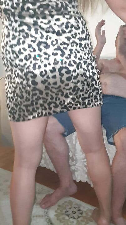 Horny woman performs oriental show for her elderly lover, homemade and natural.