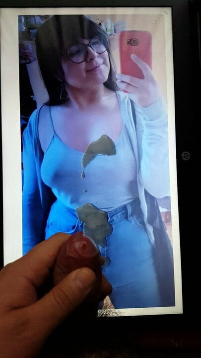 Cum Tribute on my Ex (Saramiau)