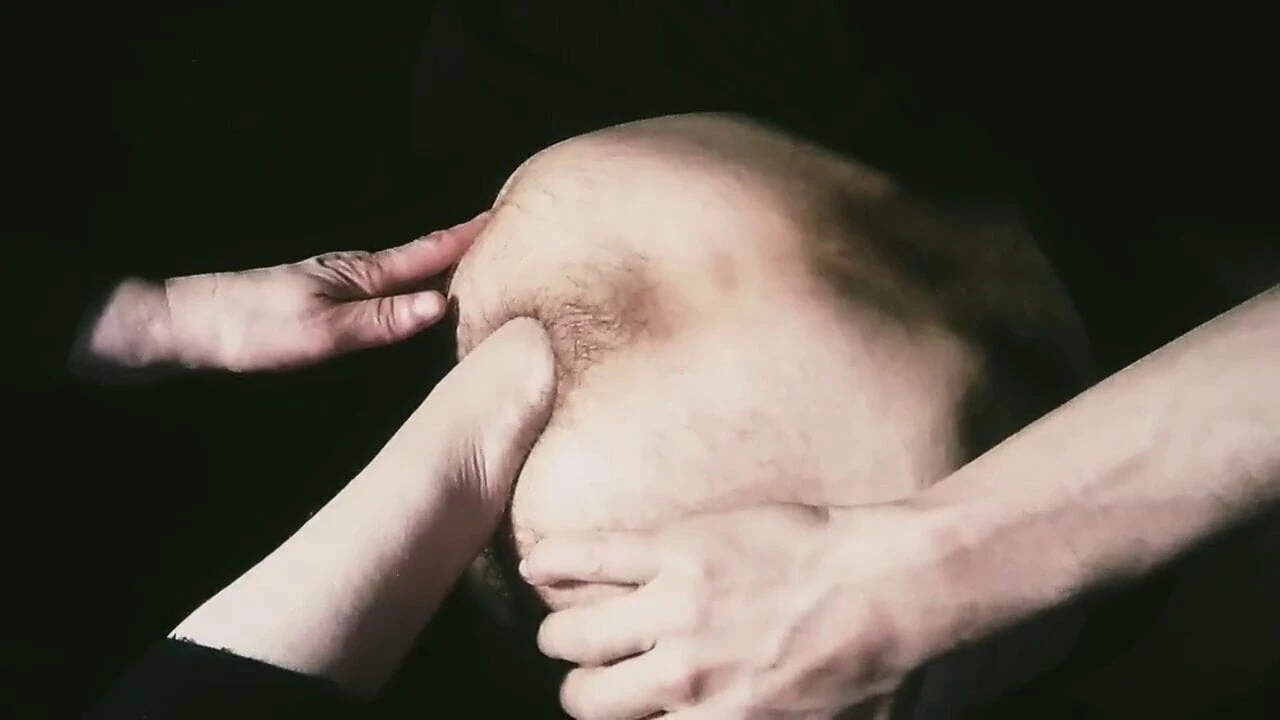 fist gros plan