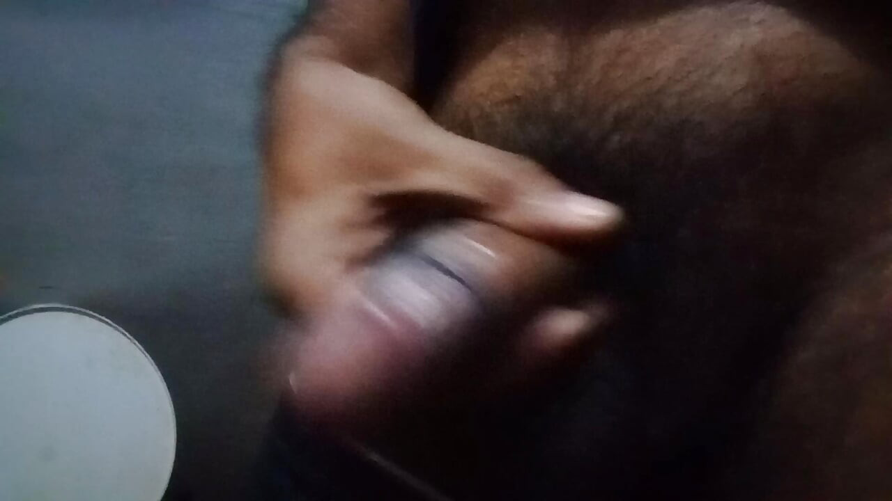 Mane aaj masturbation kar ke bhut maza liya dil khus ho gya aaj mera