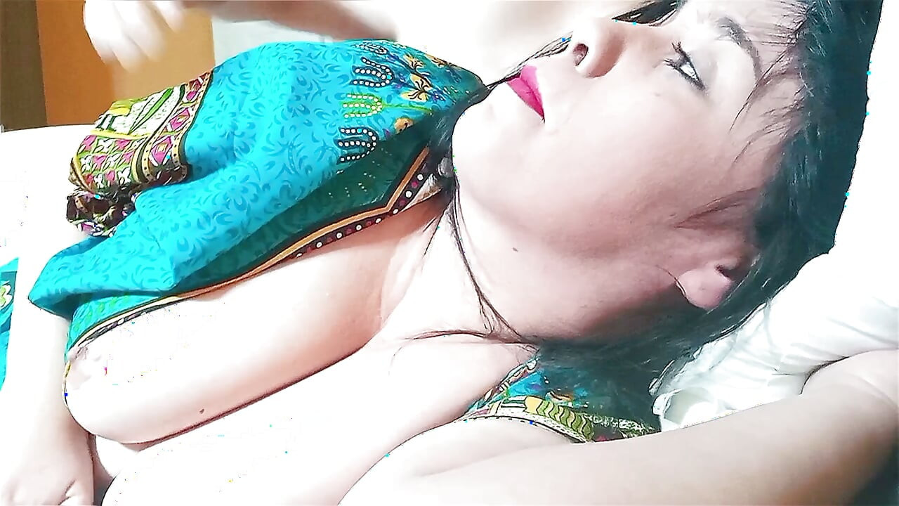 I have intense sex with my Indian stepmother, but I told her not to scream so loudly because we might get caught.