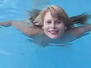 BJ In The Pool.