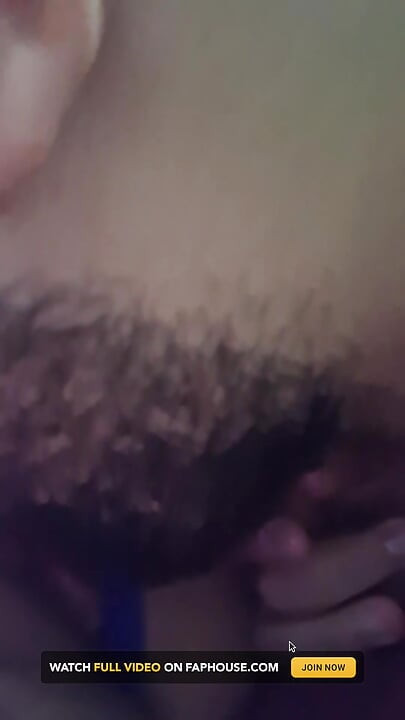 Sucking the Pussy of the Naughty Wife Sa Vanessinha