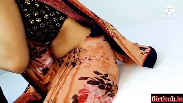 Indian Payasi Bhabhi With Play boy