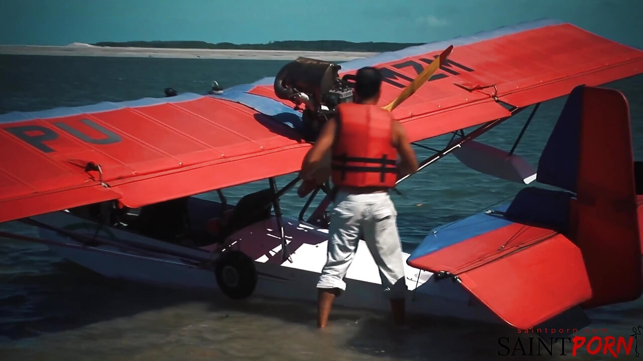 Caylian Curtis Fucks a Pilot on a Secluded Island Beach