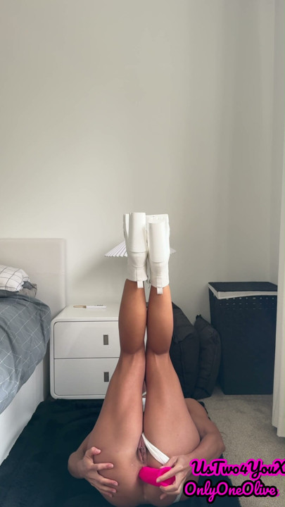 Ass to Mouth: Zierliche Sub trainiert ihren Arsch für dich und schmeckt ihn - OnlyFans-Teaser | Clip 2