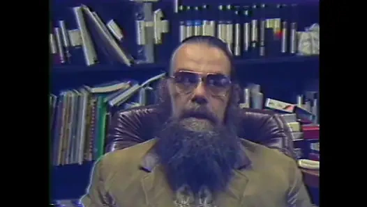 Молодых шлюшек и милф-жен трахнули и камшот в рот большими винтажными членами (фильм целиком)