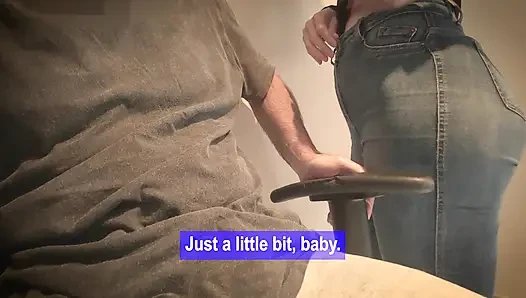 Evli iş arkadaşım kocası gelirken ofiste beni emdi