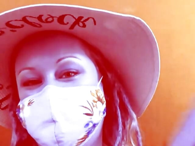Sissy kurva trenira sve verzije videa na plaži