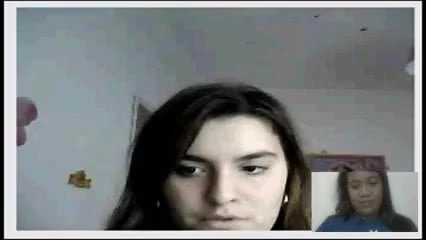 Phillipnes girl shows boobs on cam
