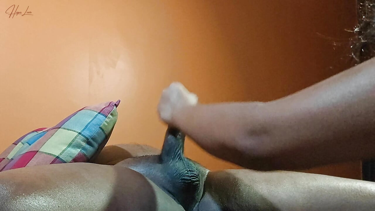 Jeg elsker varm sperm, der drypper fra min fisse
