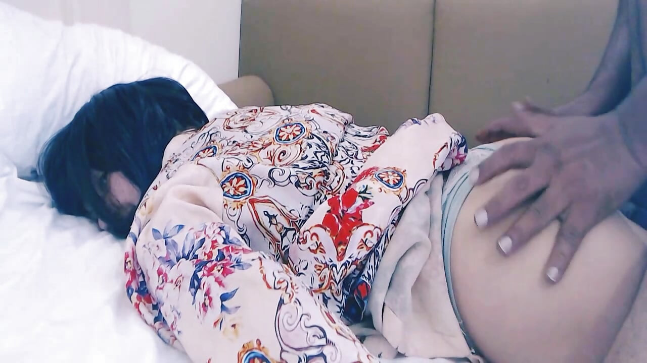 Frumusețe fierbinte uimitoare