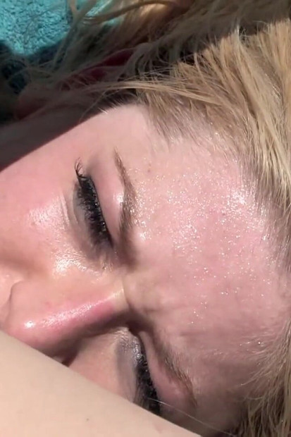 Si jalang muda dikongkek berganda