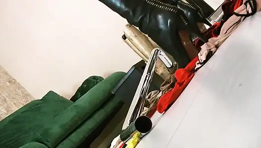 Seductress babysitter vacuuming