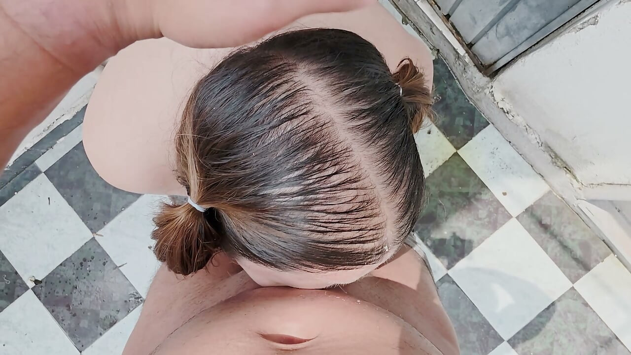 모욕당하고, 오줌으로 뒤덮이고, 뜨거운 정액을 삼키고, 내 항문은 영원히 망가져버렸어