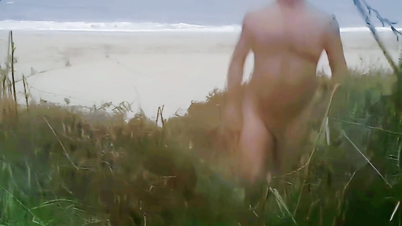 裸體戶外暴露狂和興奮