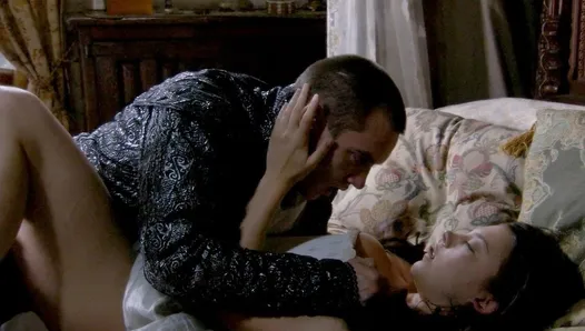 Natalie Dormer Hot Tits In A Sexy Scene From The Tudors