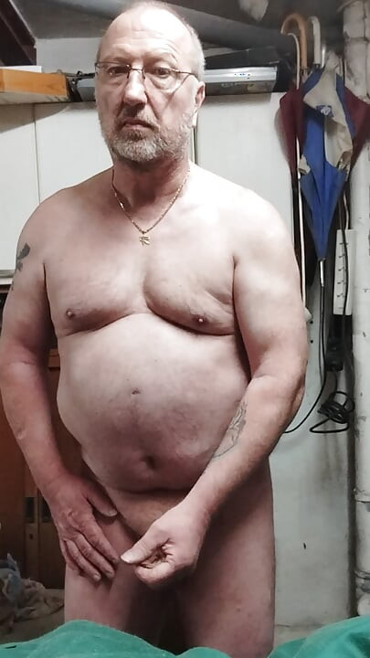 Strip and wank