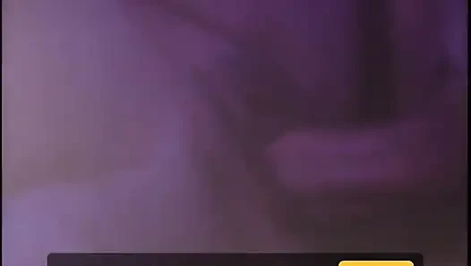 Sürtük kız amcığını siktiriyor