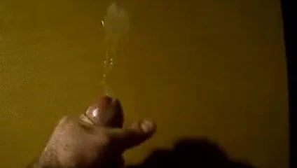 Auf den Tisch gespritzt