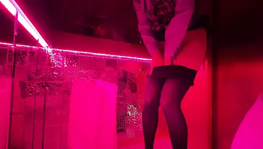 Elevator sex.Office building on a holiday.