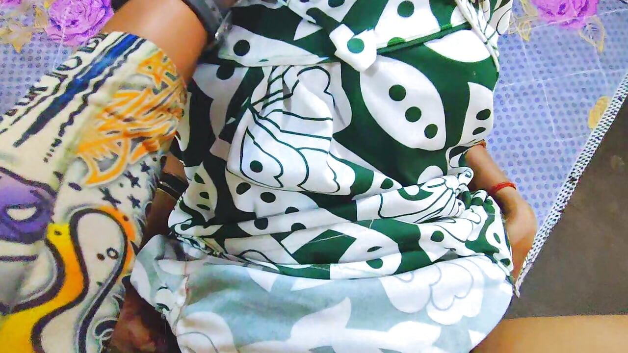 Indian Stepmom Shared Single Bed and Made Stepson Happy Full Hindi audio