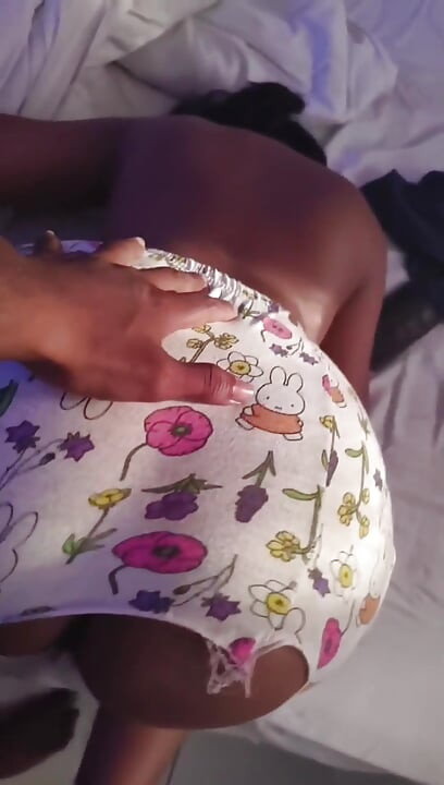 Hot Mallu Girl Seducing Her Boyfriend with Her Big Ass